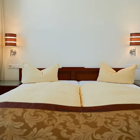 Hotel Garni Bodensee 3*
